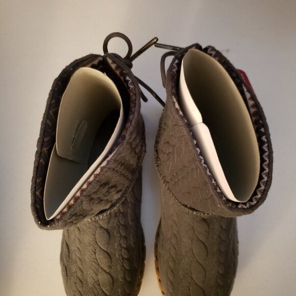 Muk Luks Mukluks Women's Dark Heather Gray Cable Knit Memory Foam 7 Booties NIB - Picture 7 of 16